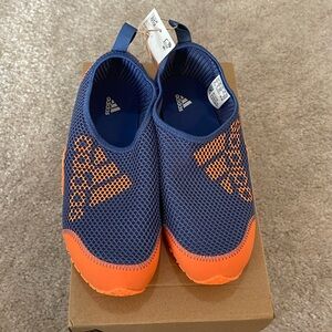 New With Box Adidas Kurobe Water shoes size 3